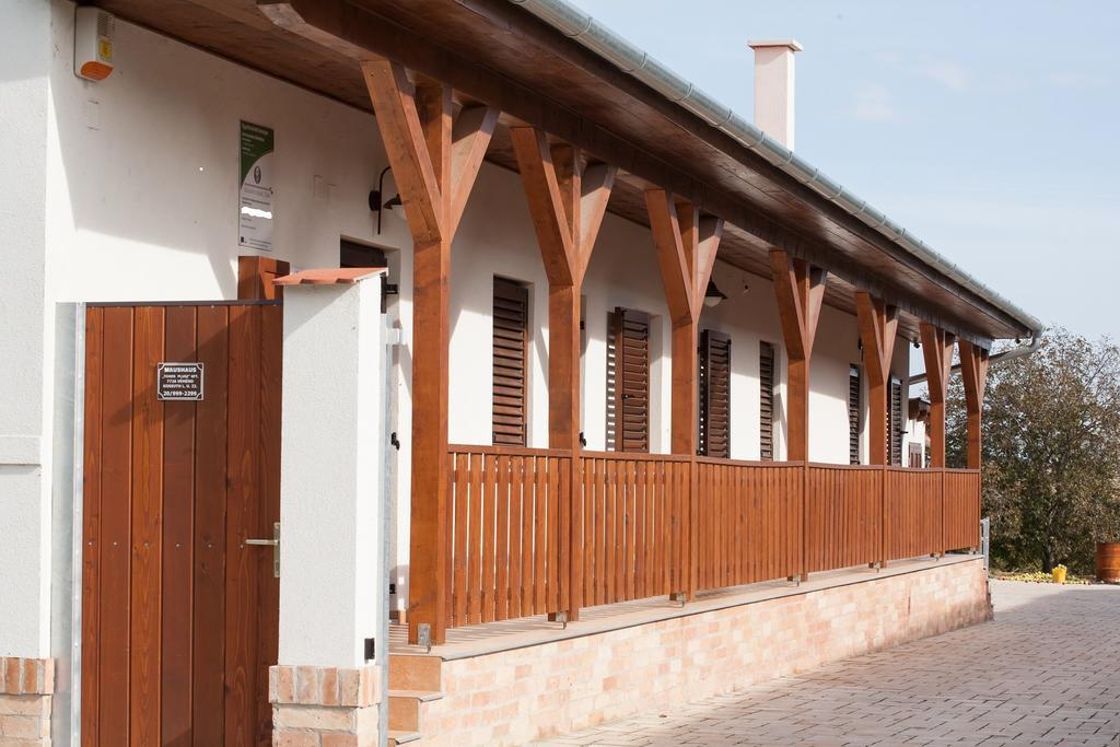 Maushaus 호텔 Vemend 외부 사진